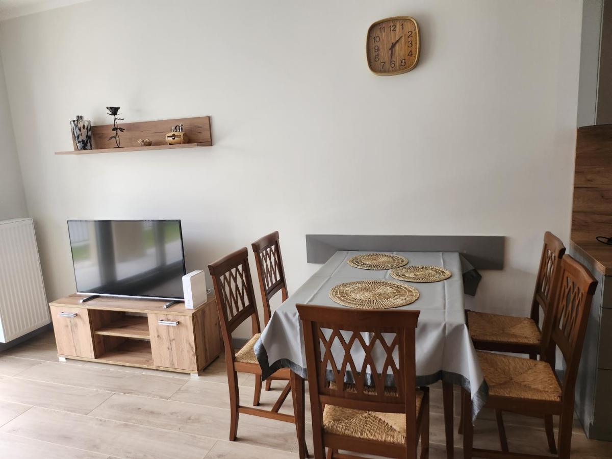 Dwa Jelonki, Ul Sciegiennego, Centrum, Garaz, Ogrodek Kielce Extérieur photo
