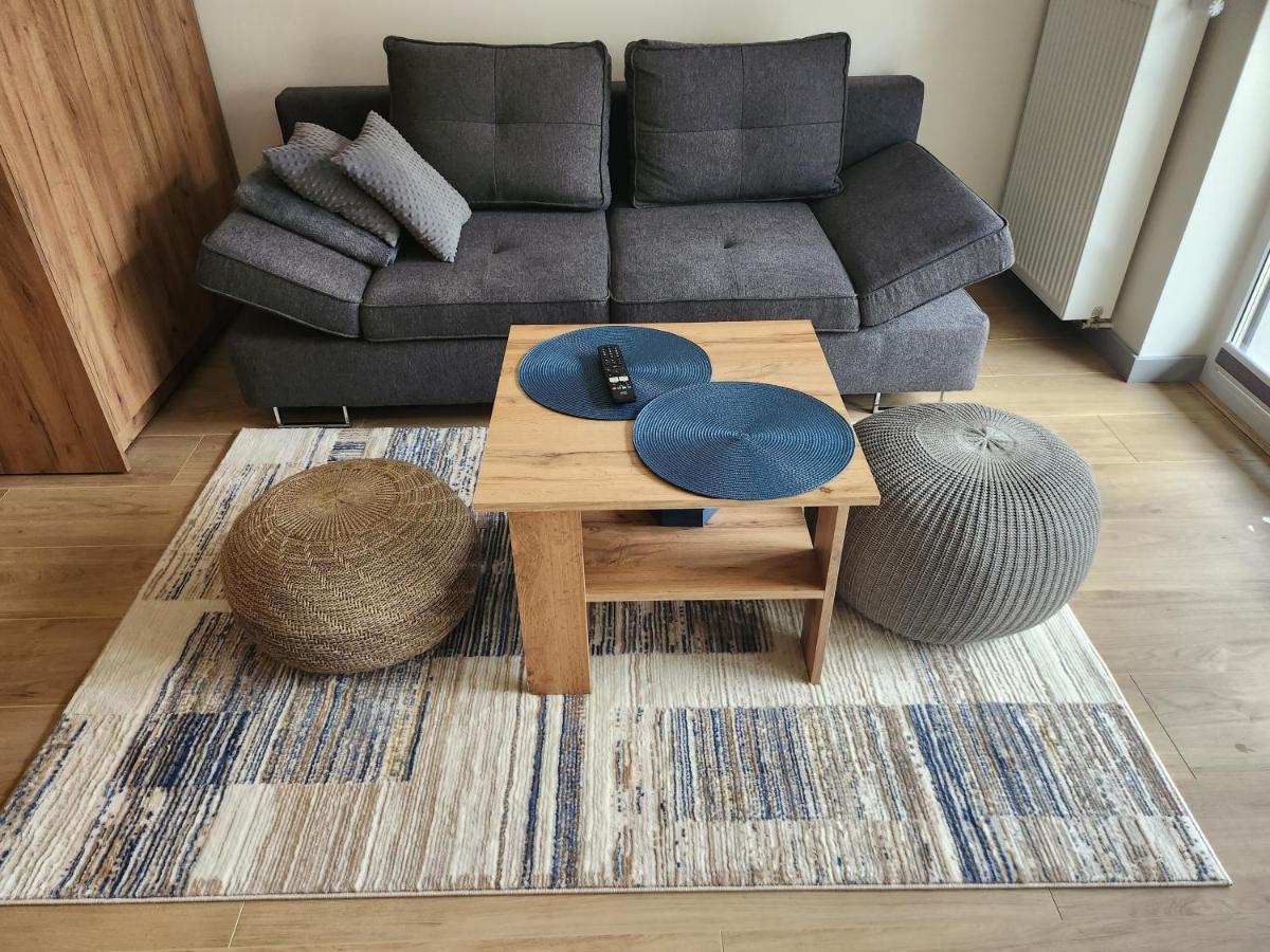 Dwa Jelonki, Ul Sciegiennego, Centrum, Garaz, Ogrodek Kielce Extérieur photo